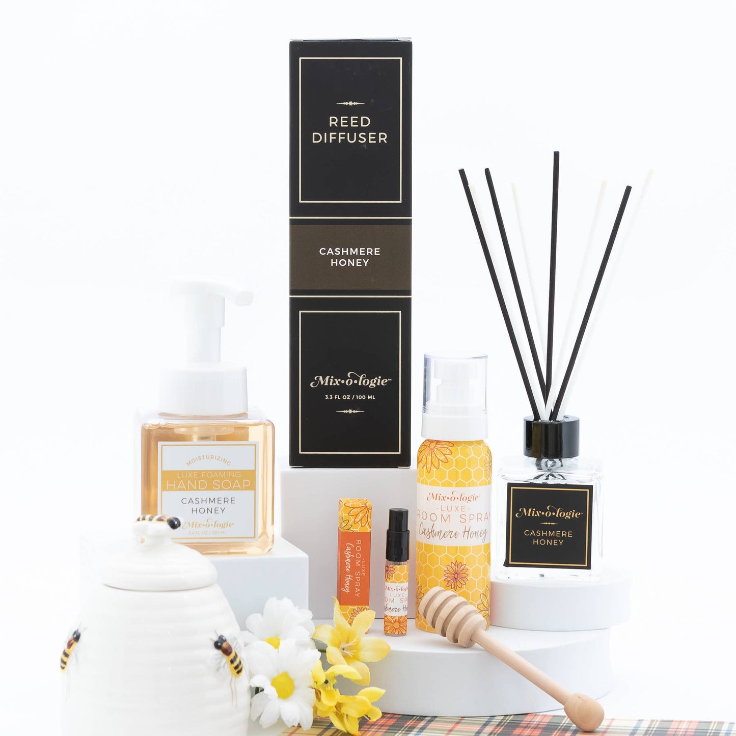 Luxe Room Spray - Cashmere Honey Scent 100 mL Spray