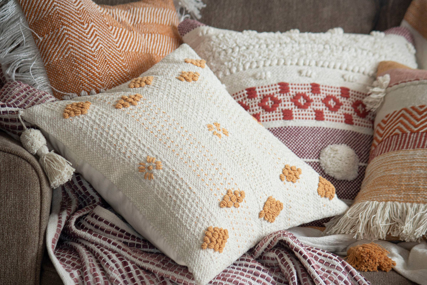 18x18 Hand Woven Pilar Pillow