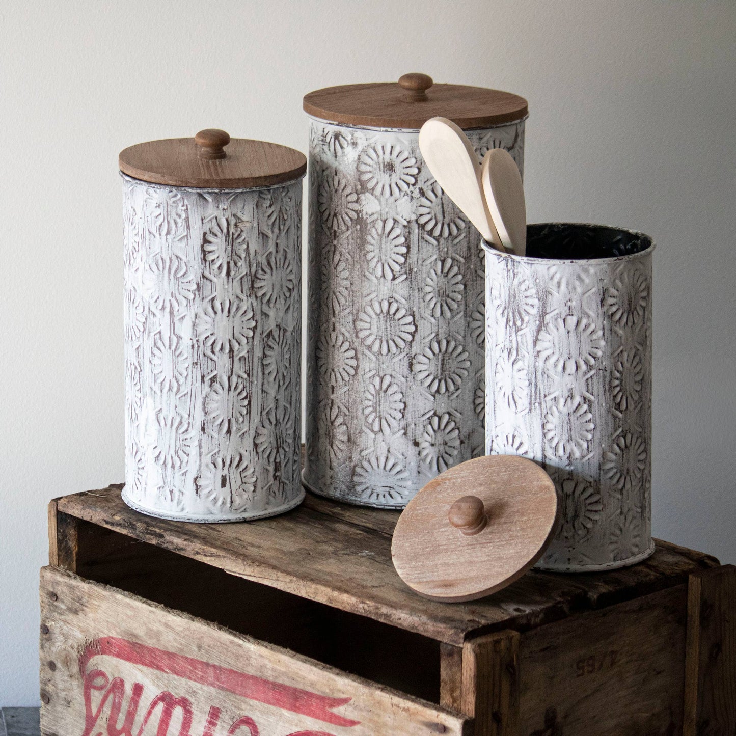 Ariana Nested Canisters